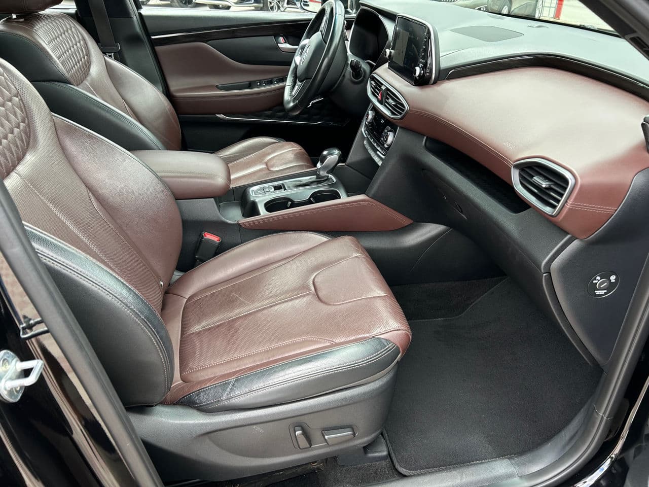 Hyundai Santa Fe 2018 — Миниатюра 18