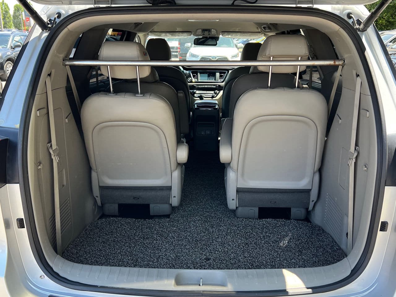 Kia Carnival 2016 — Миниатюра 21
