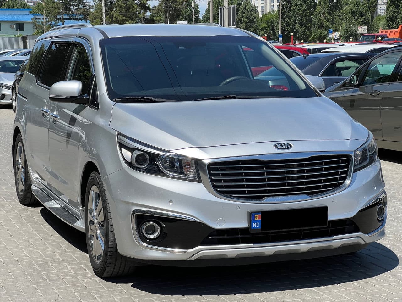 Kia Carnival 2016 — Миниатюра 3