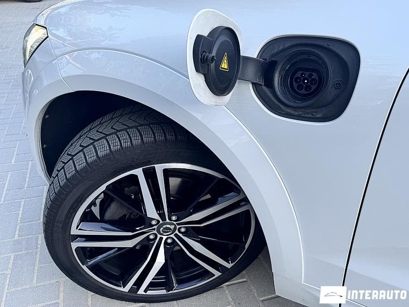 Volvo XC 60 2017 — Миниатюра 18