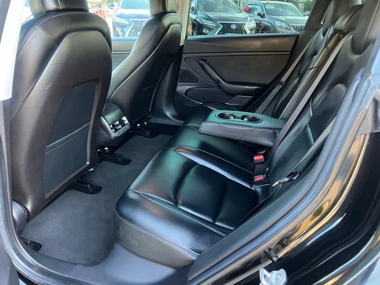 Tesla Model 3 2019 — Миниатюра 17