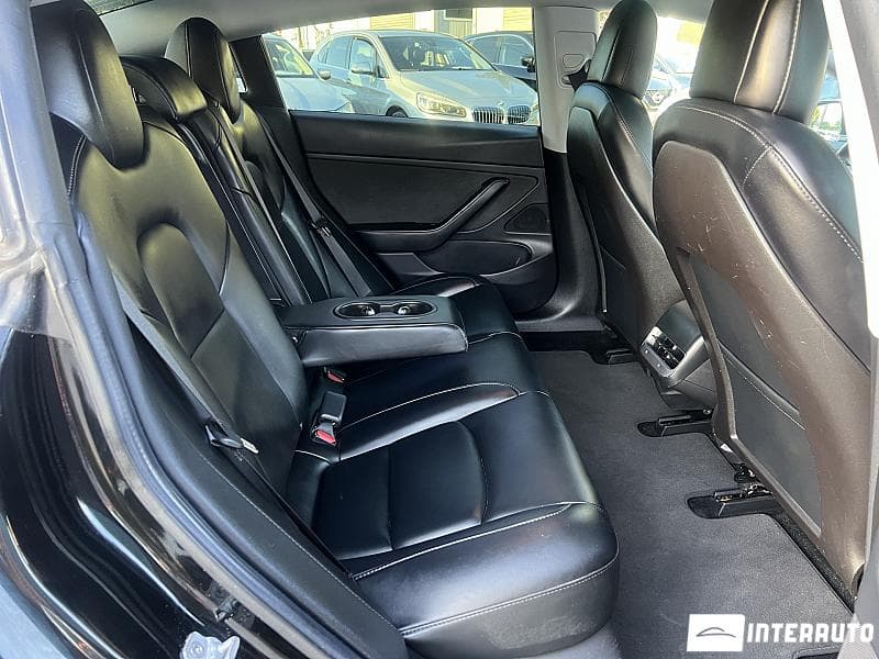 Tesla Model 3 2019 — Миниатюра 16