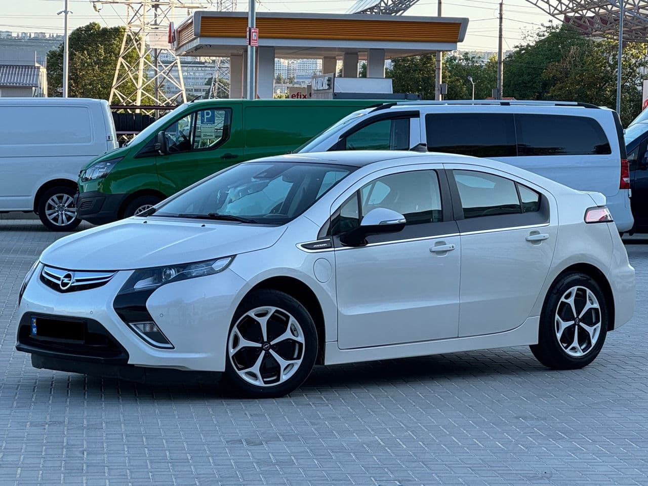 Opel Ampera 2012 — Миниатюра 2