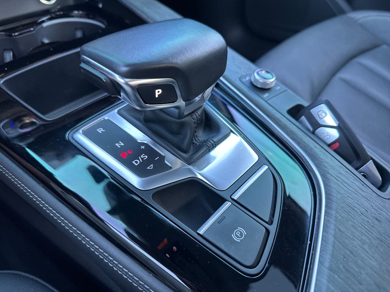 Audi A4 2021 — Миниатюра 13
