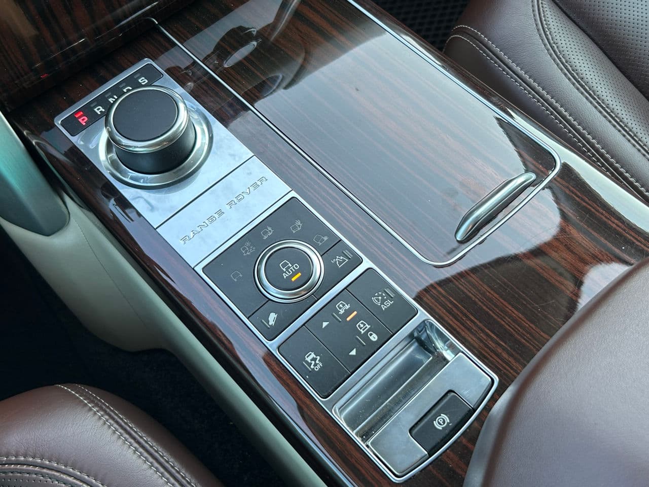 Land Rover Range Rover Vogue 2013 — Миниатюра 15