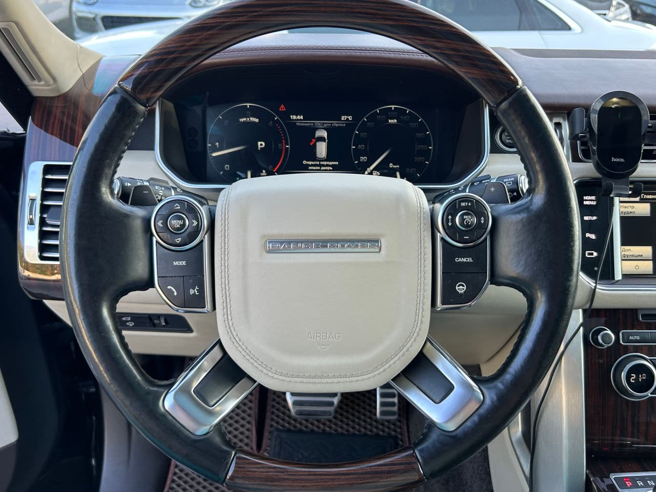 Land Rover Range Rover Vogue 2013 — Миниатюра 11
