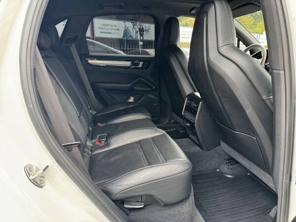 2018 Porsche Cayenne S — Miniatură 17