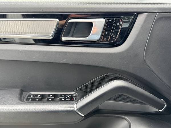 2018 Porsche Cayenne S — Miniatură 16