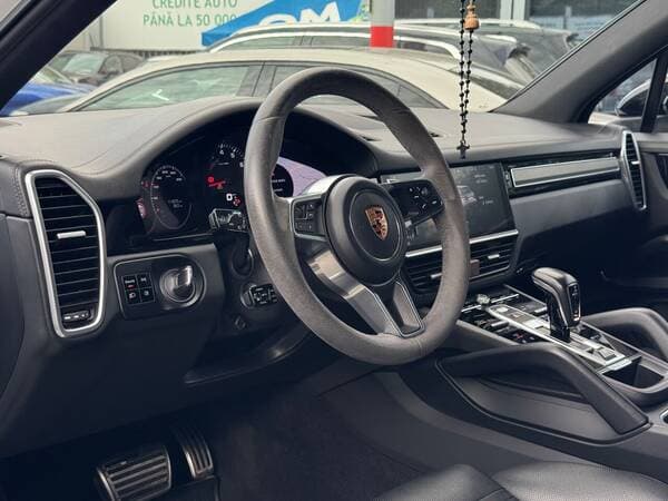 2018 Porsche Cayenne S — Miniatură 11