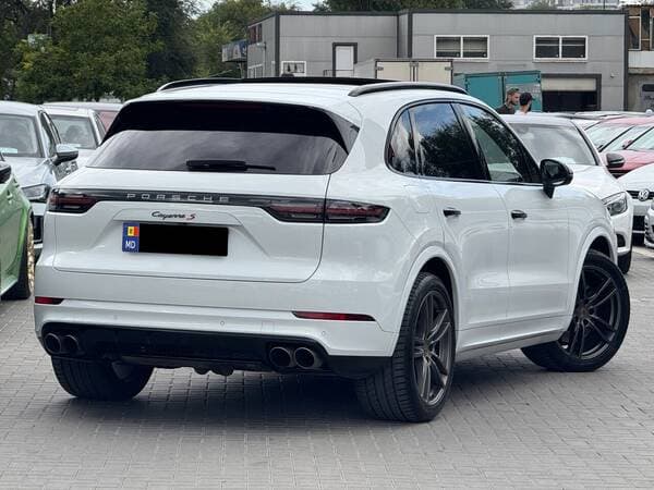 2018 Porsche Cayenne S — Miniatură 4