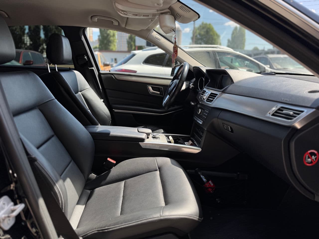 Mercedes E 200 2015 — Миниатюра 18