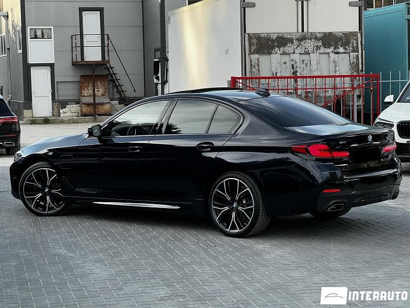 BMW 545e 2021 — Миниатюра 4
