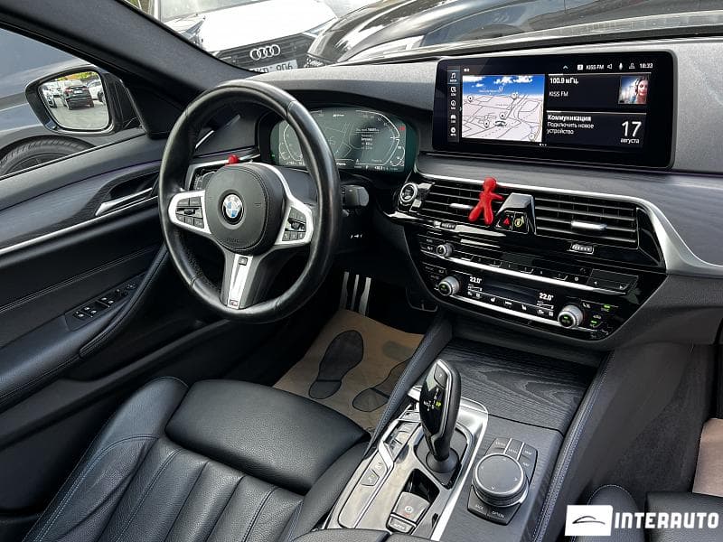 BMW 545e 2021 — Миниатюра 6
