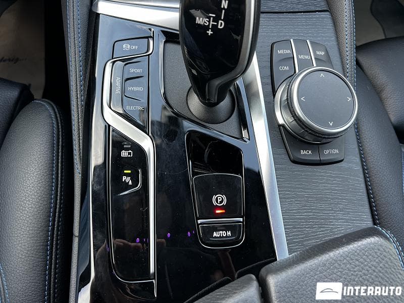BMW 545e 2021 — Миниатюра 14