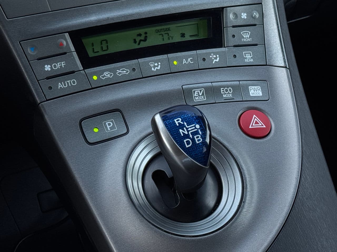 Toyota Prius 2012 — Миниатюра 11