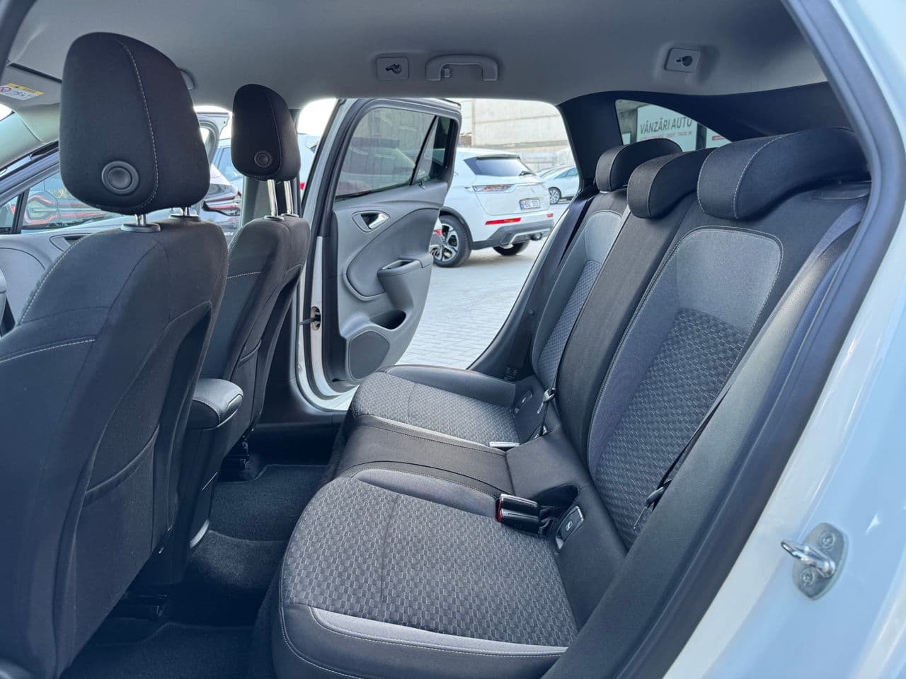 Opel Astra 2021 — Миниатюра 14
