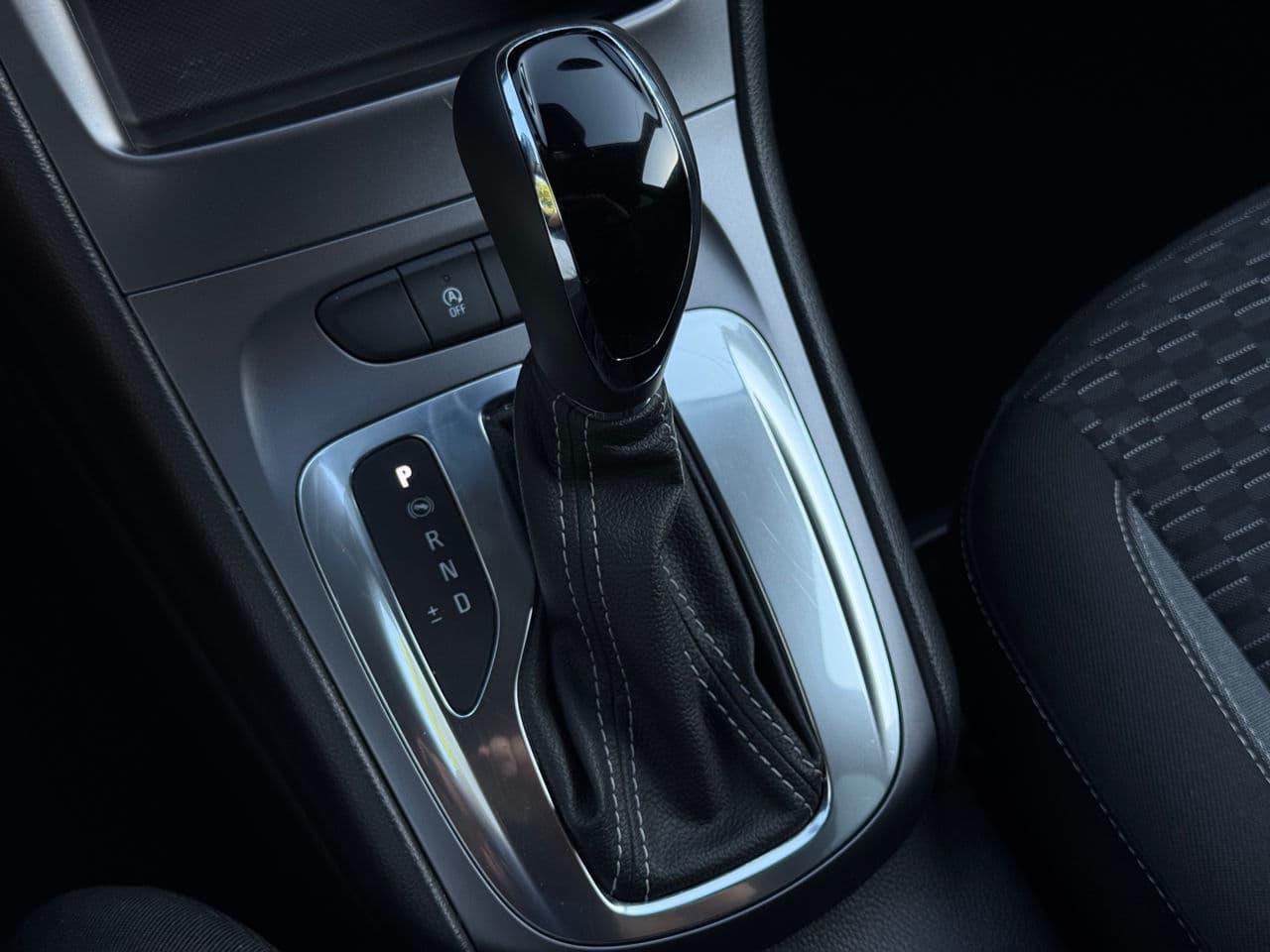Opel Astra 2021 — Миниатюра 13
