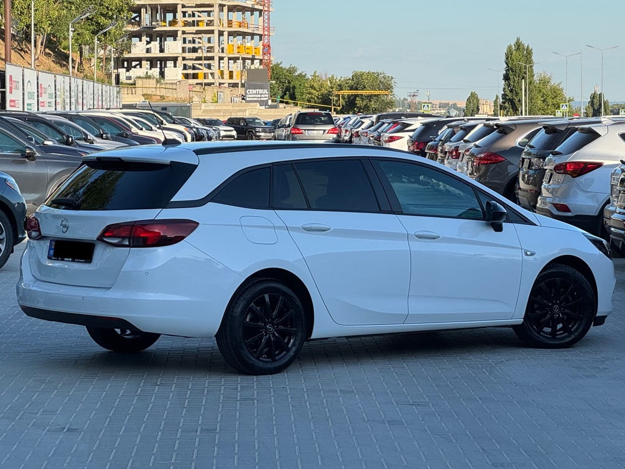Opel Astra 2021 — Миниатюра 3