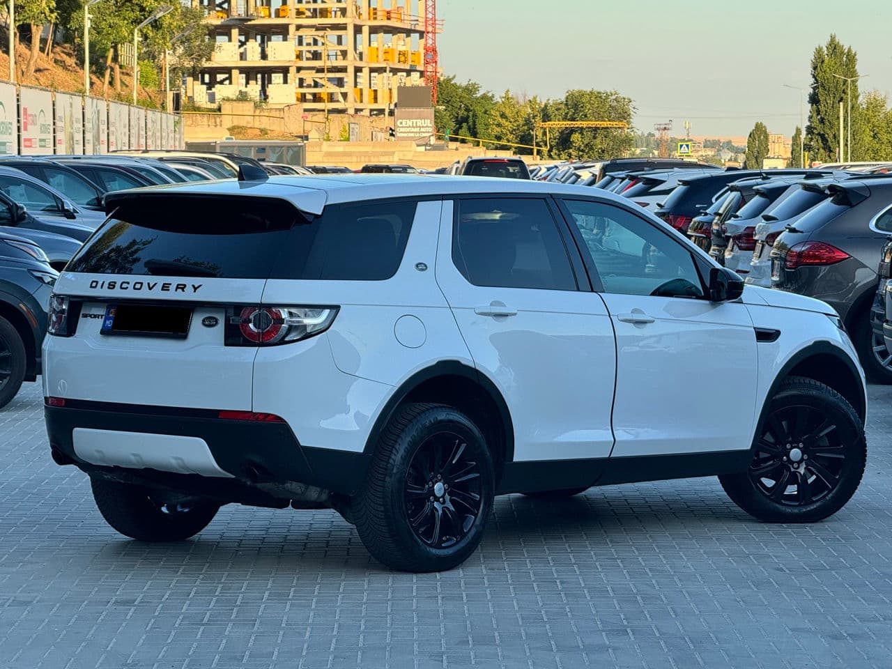 2019 Land Rover Discovery Sport — Miniatură 3