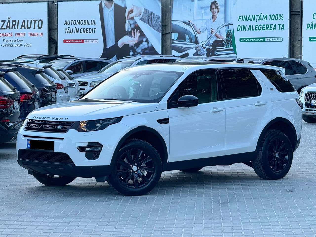 2019 Land Rover Discovery Sport — Miniatură 2