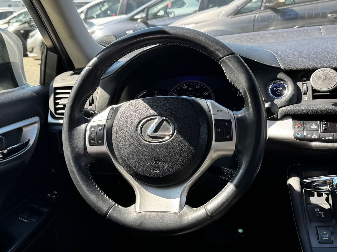 Lexus CT 200h 2013 — Миниатюра 11
