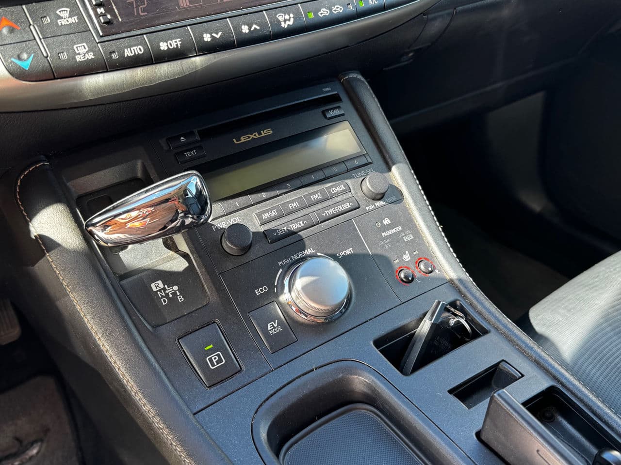 Lexus CT 200h 2013 — Миниатюра 12