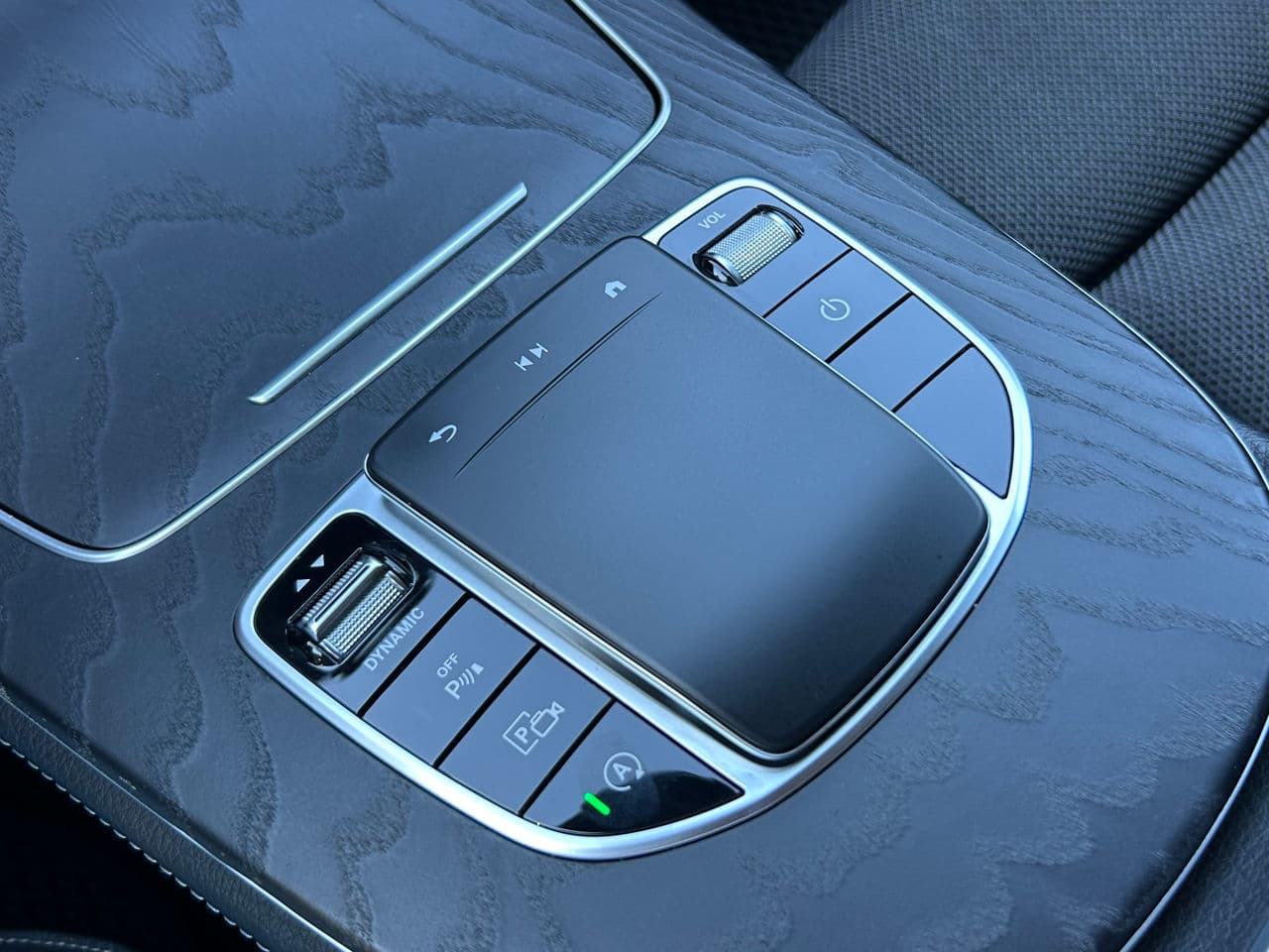 Mercedes E 220 2021 — Миниатюра 15