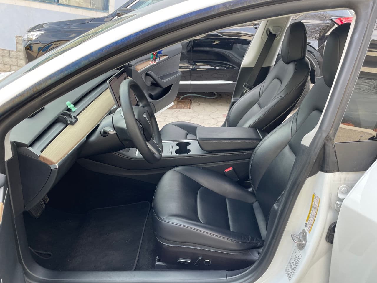 Tesla Model 3 2021 — Миниатюра 6
