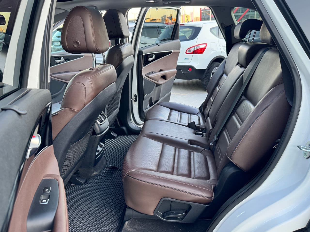 Kia Sorento 2015 — Миниатюра 13