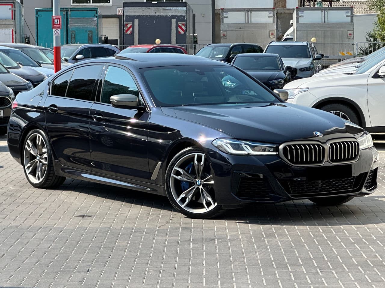 BMW M550i 2020 — Миниатюра 4