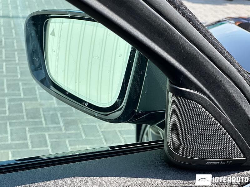 BMW M550i 2020 — Миниатюра 26