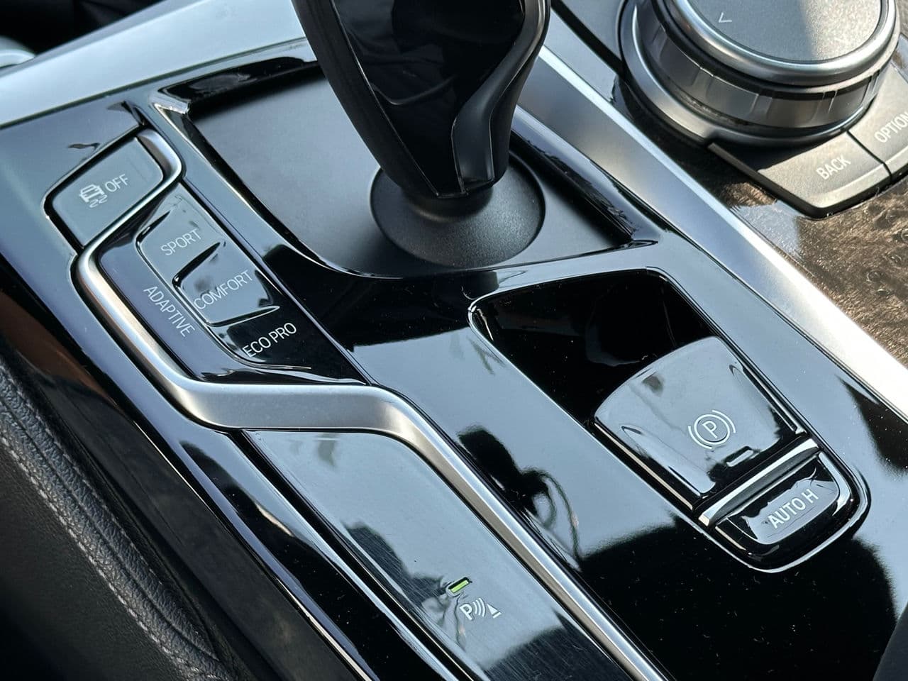 BMW M550i 2020 — Миниатюра 15