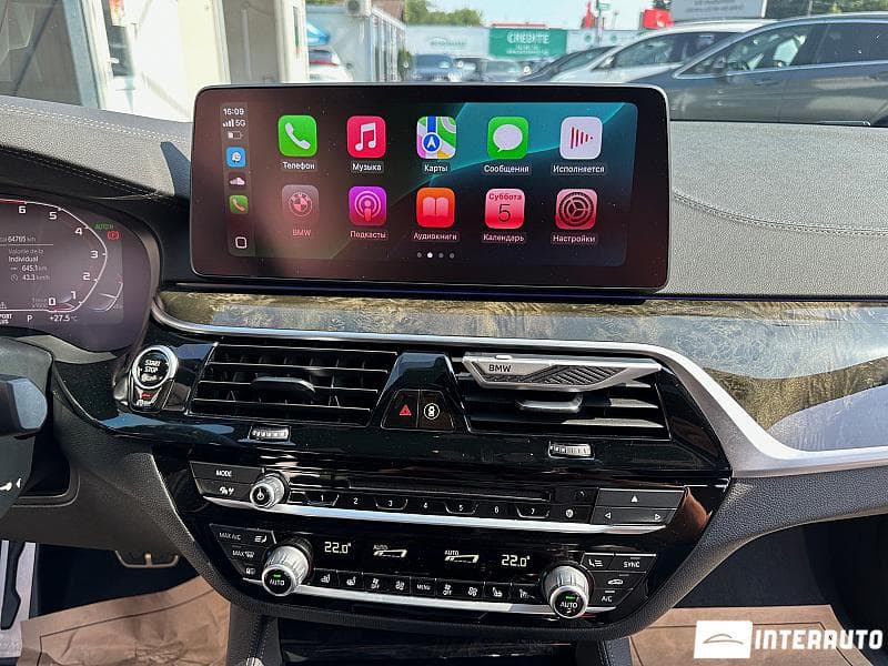 BMW M550i 2020 — Миниатюра 12