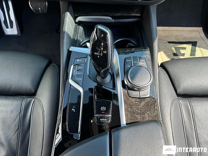 BMW M550i 2020 — Миниатюра 14