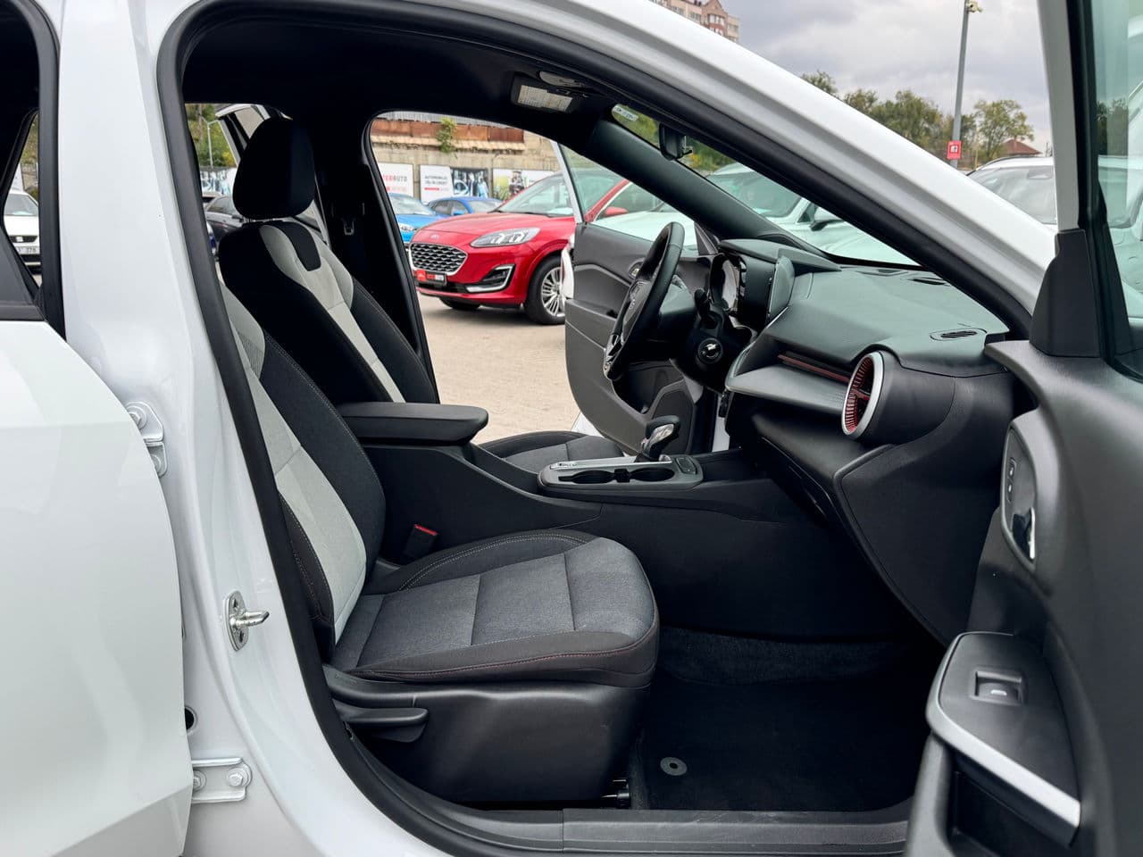 Chevrolet Trax 2024 — Миниатюра 15
