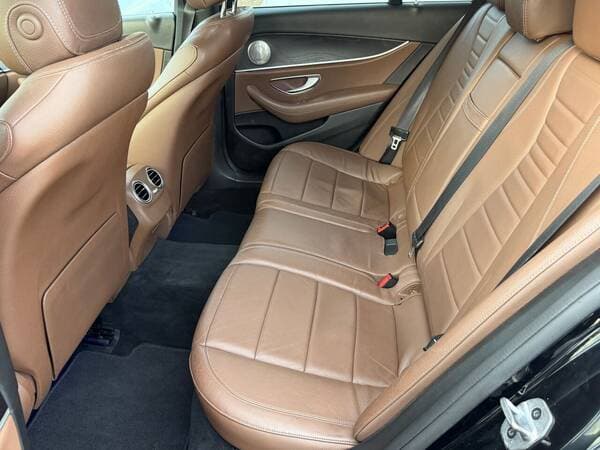 2019 Mercedes E 300de — Miniatură 14