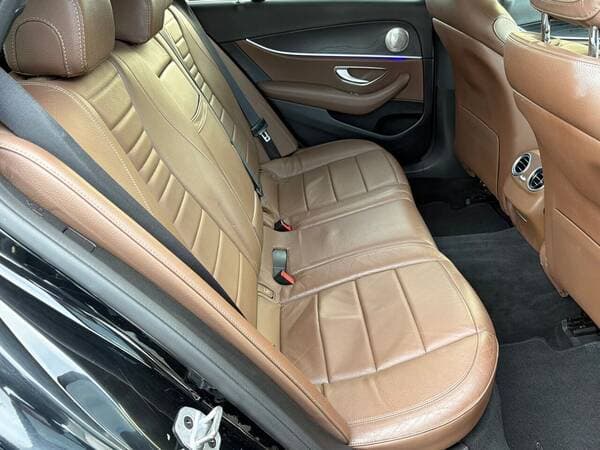 2019 Mercedes E 300de — Miniatură 15