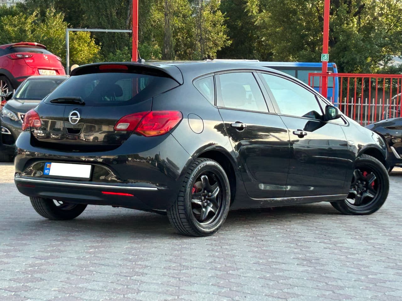Opel Astra 2013 — Миниатюра 3