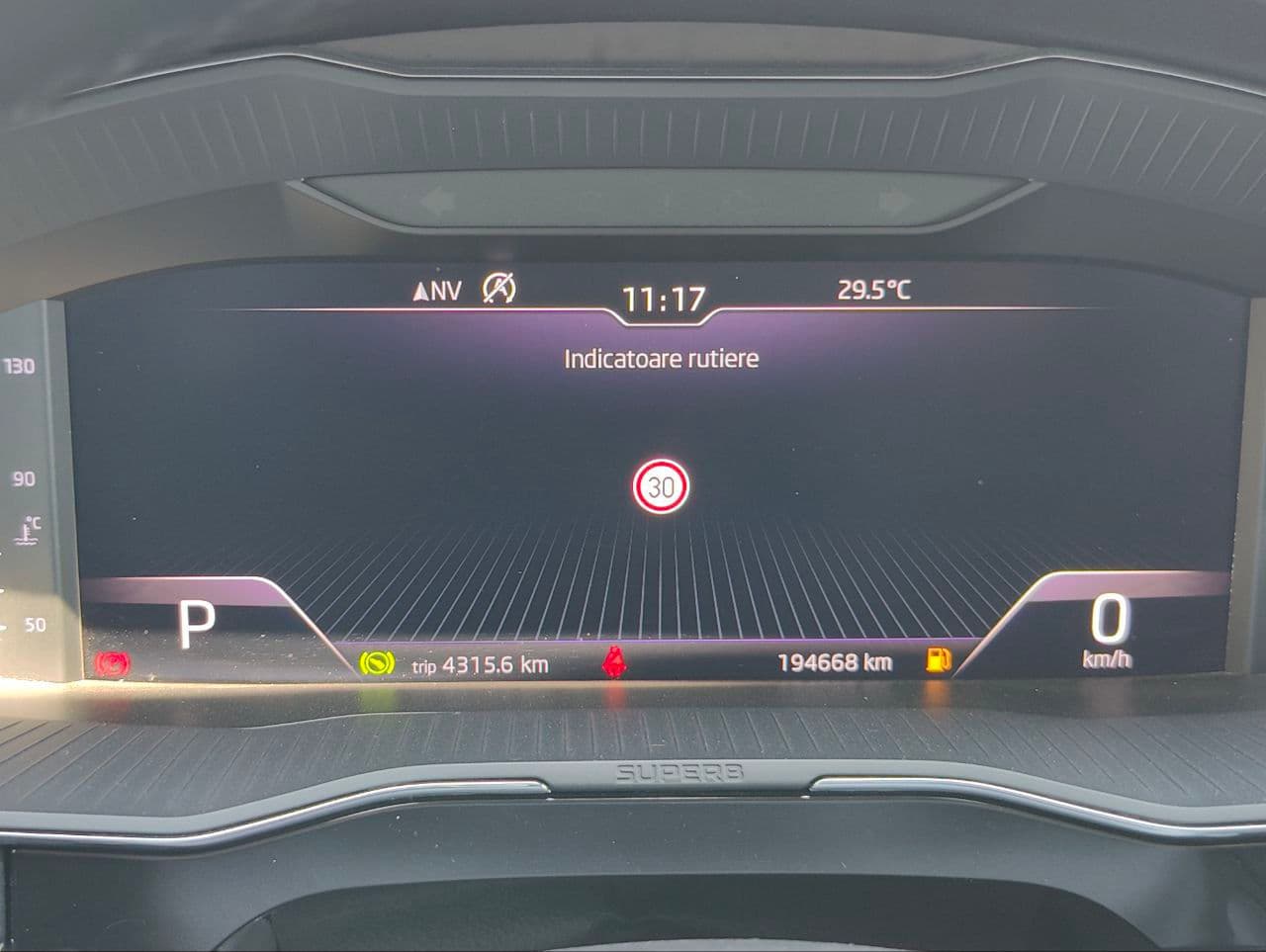 Skoda Superb 2020 — Миниатюра 12