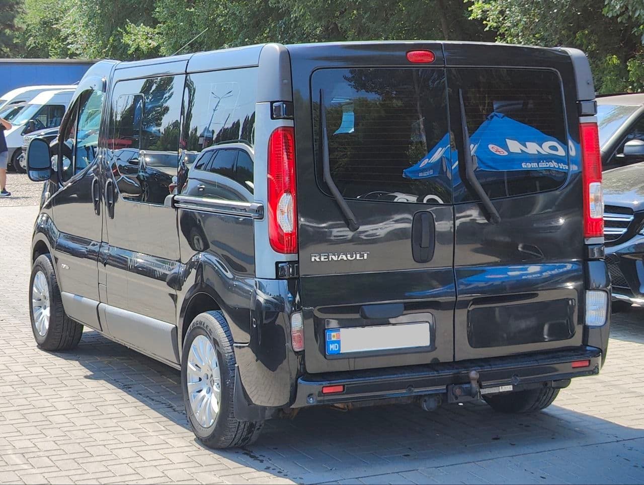 Renault Trafic 2009 — Миниатюра 4