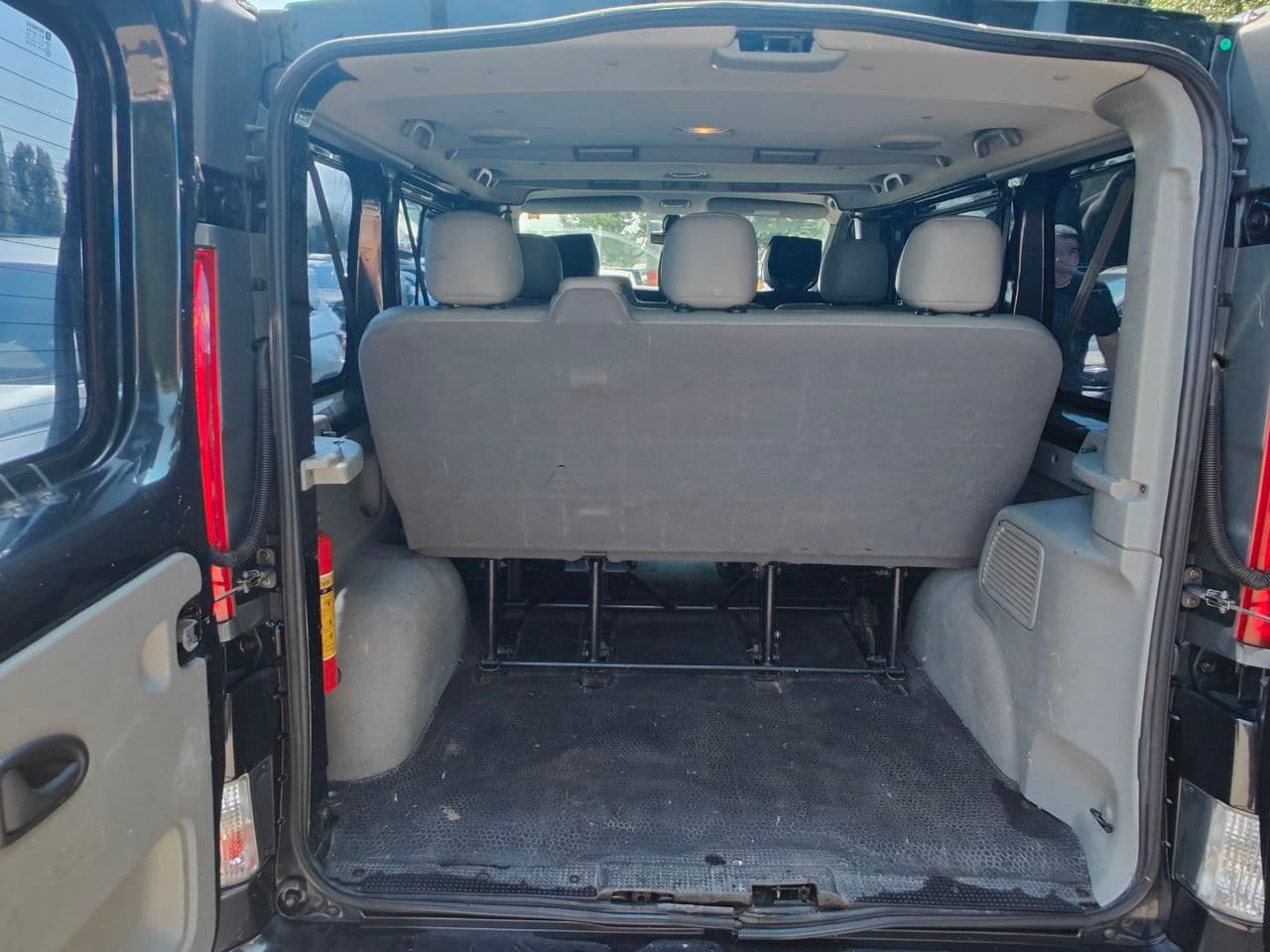 Renault Trafic 2009 — Миниатюра 11
