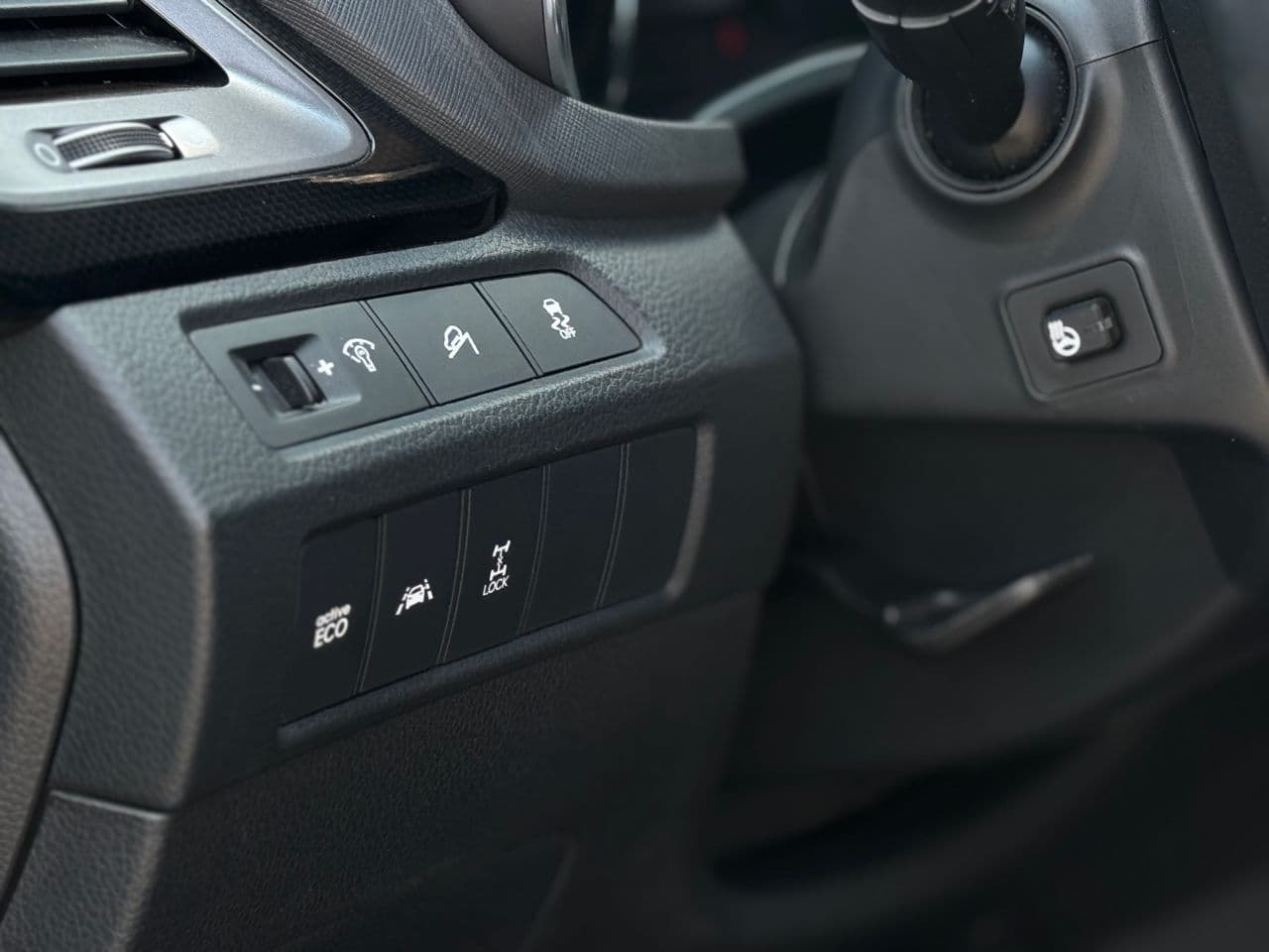 Hyundai Santa Fe 2015 — Миниатюра 10