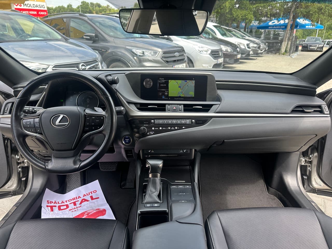 Lexus ES 300h 2019 — Миниатюра 6
