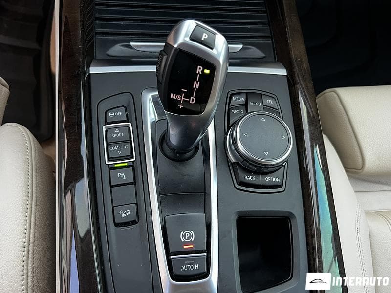 2016 BMW X5 2.5D — Miniatură 14