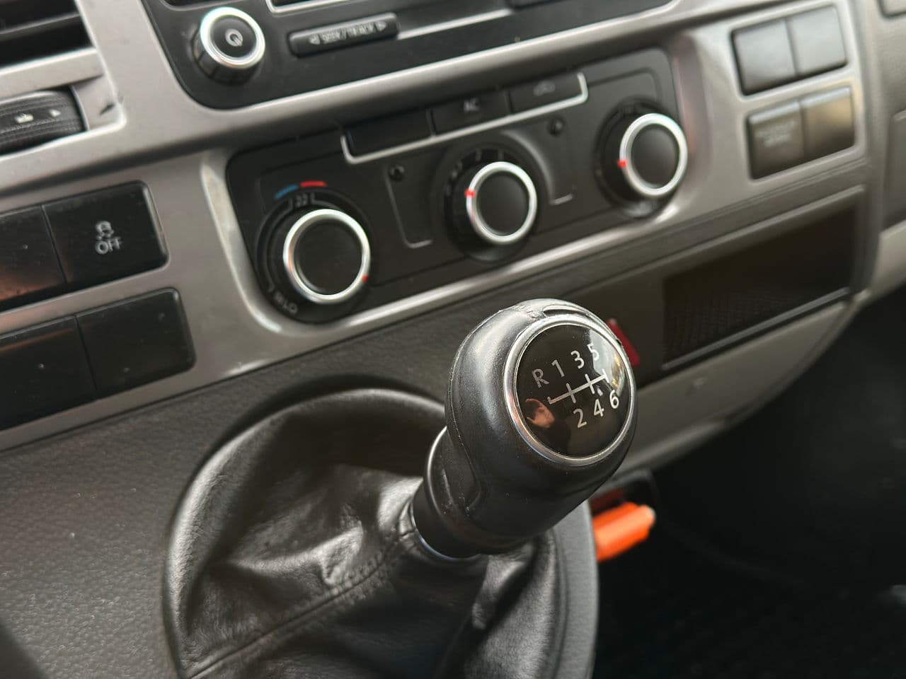Volkswagen Transporter 2012 — Миниатюра 11