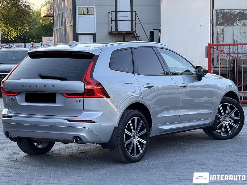 Volvo XC 60 2018 — Миниатюра 2