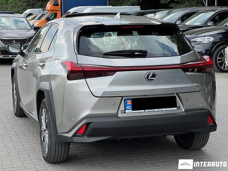 Lexus UX 300e 2021 — Миниатюра 4