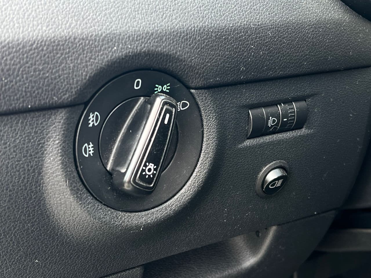 Skoda Octavia 2015 — Миниатюра 6