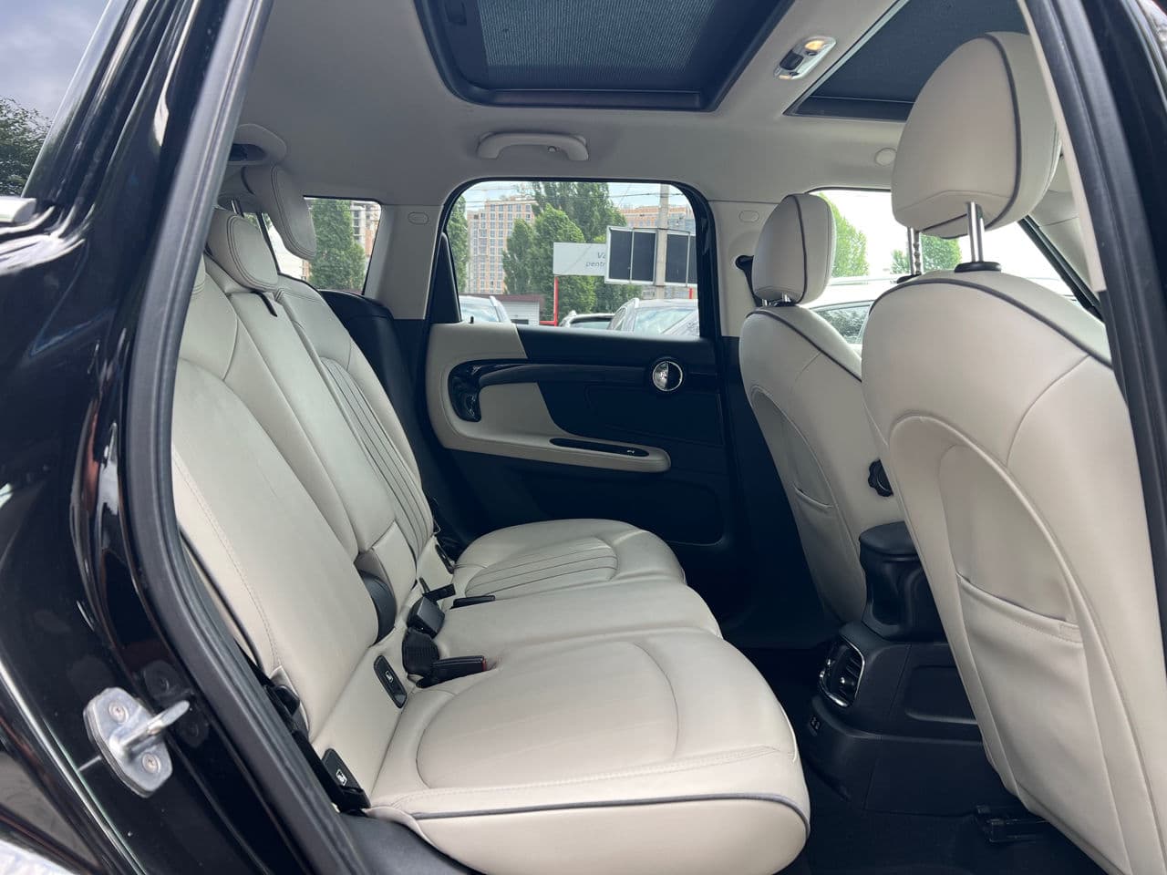 Mini Countryman Cooper S ALL4 2018 — Миниатюра 20