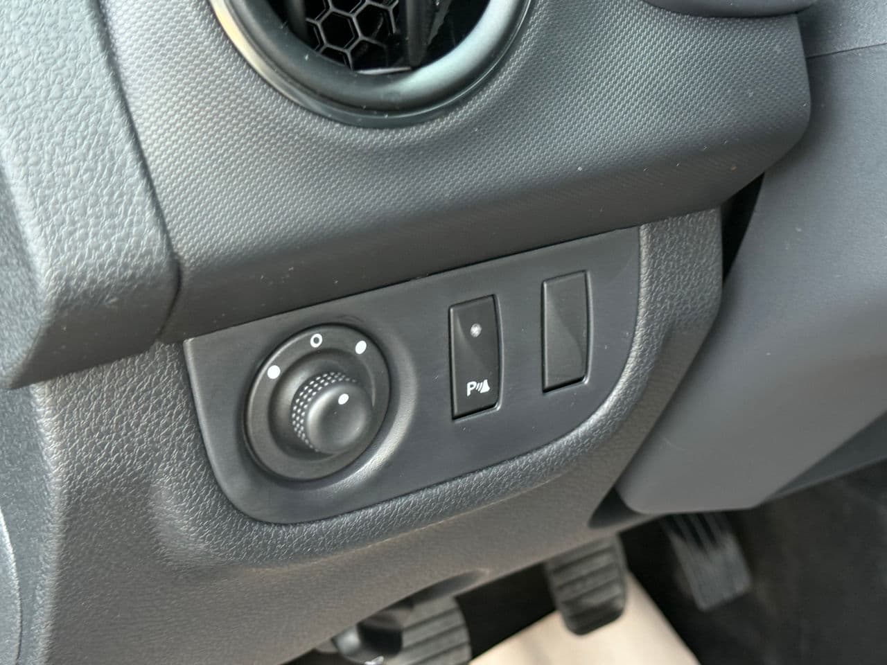Dacia Logan MCV 2019 — Миниатюра 7